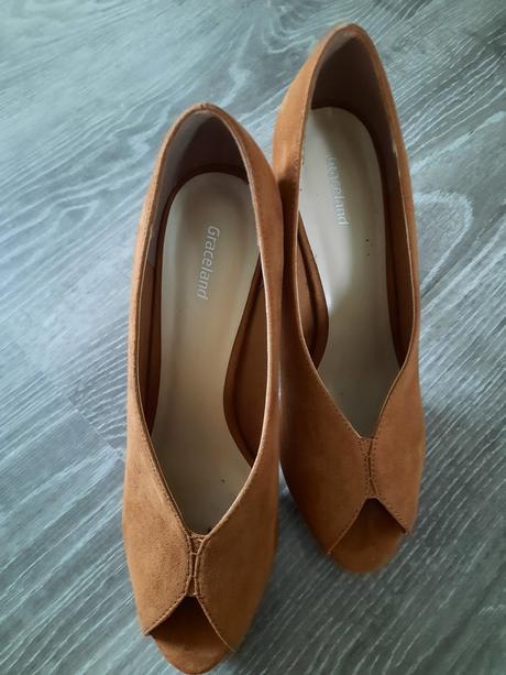 Lodičky- opätok 12 cm- 2cm platform, deichmann,39