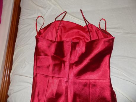 Spoločenské šaty, 42