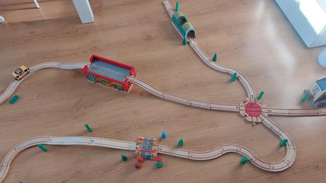 Maxi drevená vláčiková dráha s príslušenstvom,