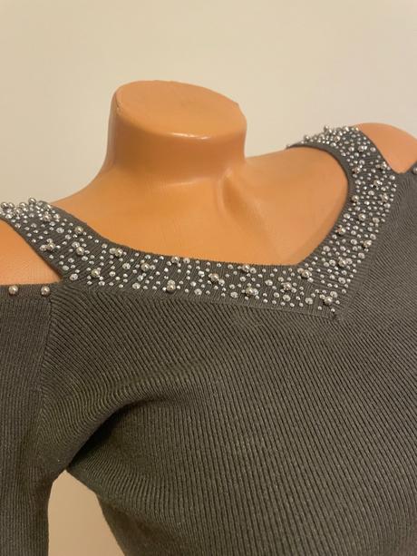 Olivový sveter s kamienkami, s, s