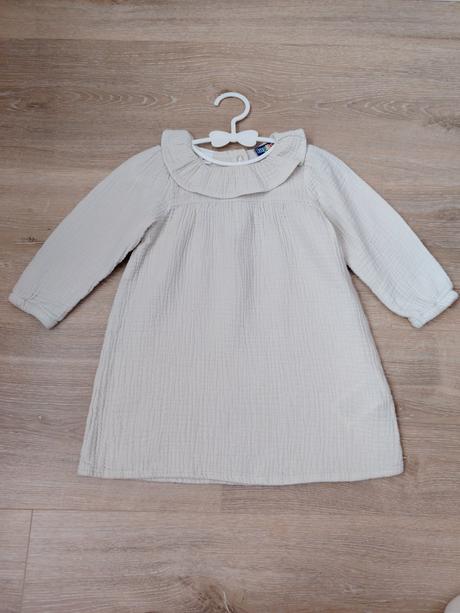 Béžové mušelínové šaty, lupilu,86