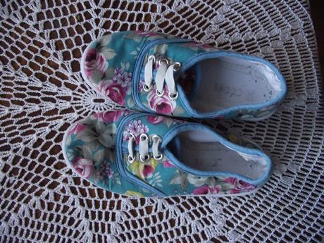 Prezúvky/tenisky, 29