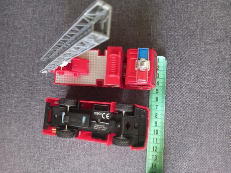 Požiarne auto 2 ks,