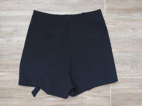 Elegantné šortky s, s