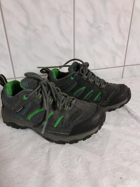 Turistické topánky, 33