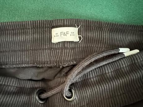 Tepláky s čiernobielym maskáčom, f&f,134