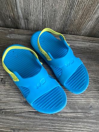 Slapky k bazenu, nabaiji,34