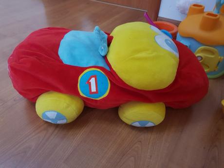 Predam mix hraciek cena spolu,