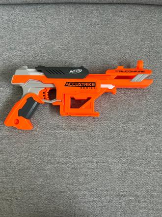 Nerf pištoľ n-strike,