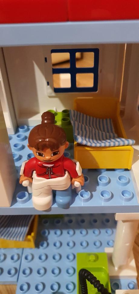 Duplo veľká mestská nemocnica 5795 s krabicou,