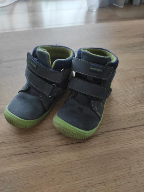 Celoročné topánky pre chlapčeka, protetika,23
