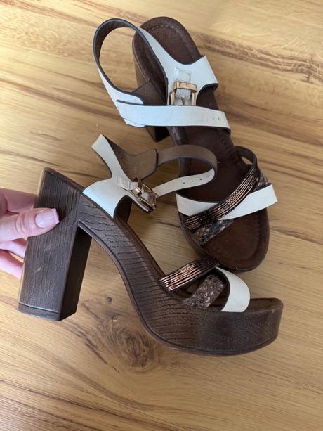 Sandale na opatku, 36