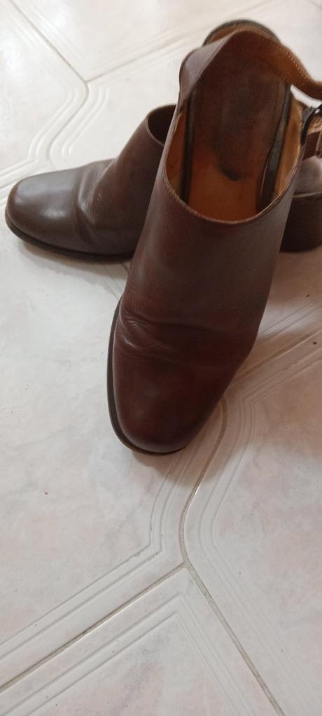 Kožené topánky, 39