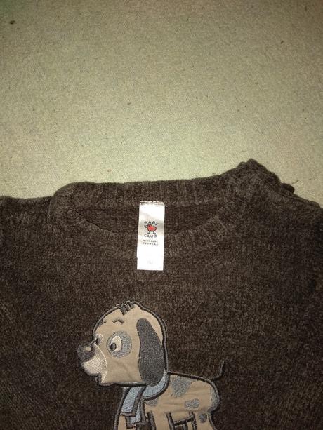 Svetrik so zapinanim pri krku vyborny stav, c&a,80
