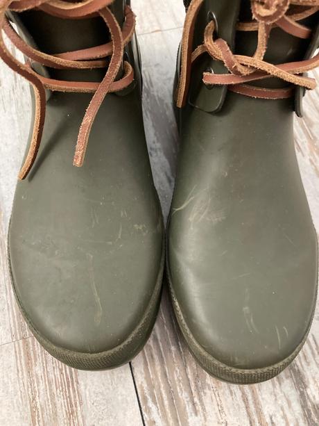 Gumáky bisgaard, 36