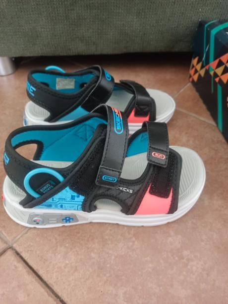 Detské sandale, skechers,35