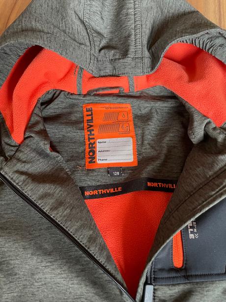 Softshelová bunda, 128