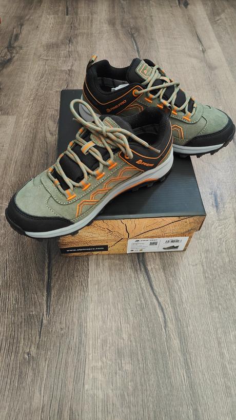 Turistická obuv, alpine pro,38