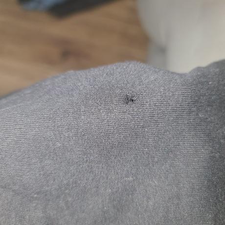 Čierne teplaky, 146