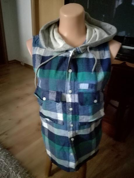 Košeľa z kapucňou, m