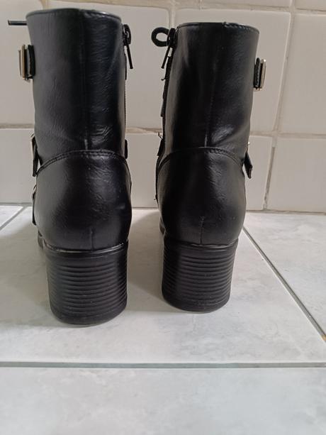 Kotničky, deichmann,38