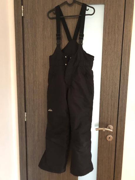 Zimna lyziarska bunda s nohavicami (komplet), mckinley,164