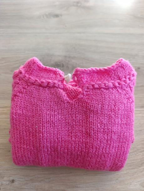 Dievčenské pletené šaty, 80