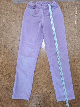 Hrubšie nohavice, 140