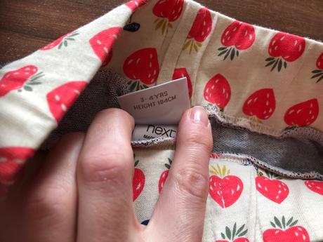 Jahodkove teplaky, next,104