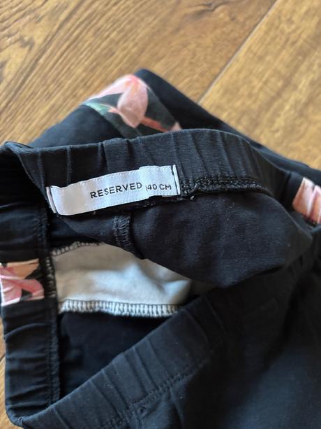 Dievčenské leginy, reserved,140