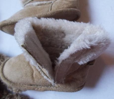 Capačky do kočíka, <17