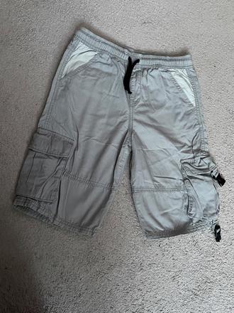 Trišvrťaky, f&f,152