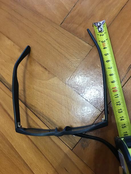 Retro slnečné okuliare - úzke, štýlové,