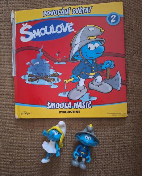 Knihy smoulove s figúrkami,