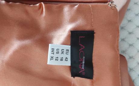 Spoločenské šaty laona, 42