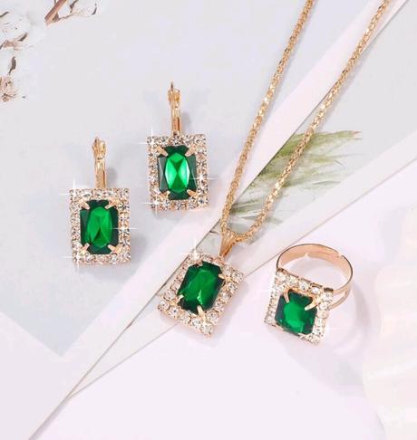 Zelená súprava šperkov, 