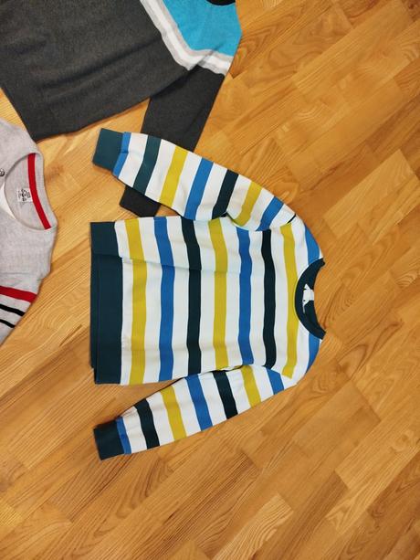 Balík svetre, h&m,122