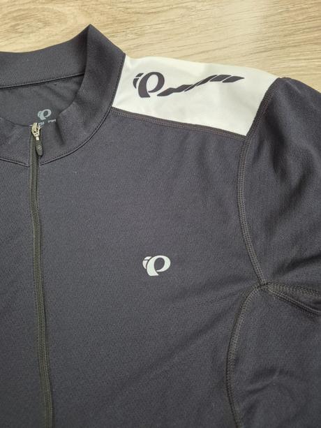 Cyklisticke tričko, l