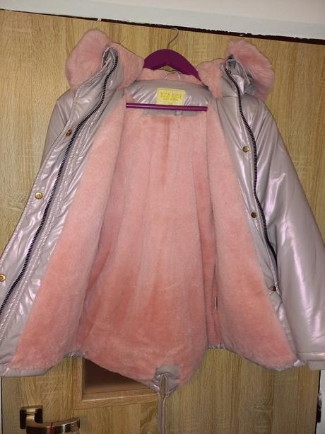 Dievčenska bunda, 140