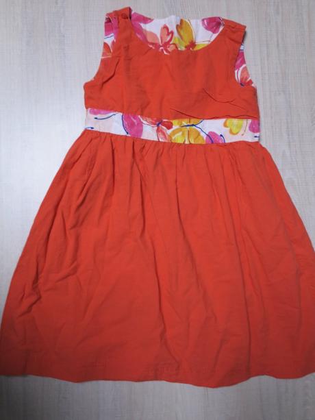 Obojstranné šatičky pestrofarebné, 122