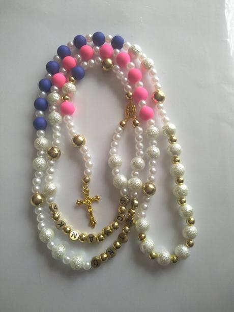 Ruženec s menom a dátumom e140, 