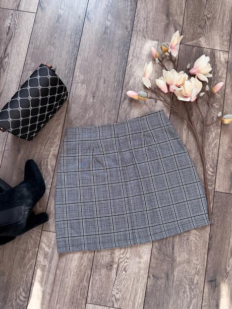 Sukňa stradivarius, stradivarius,m