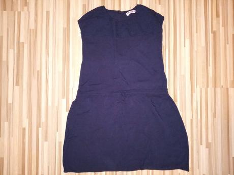 Dievčenské šaty, 152