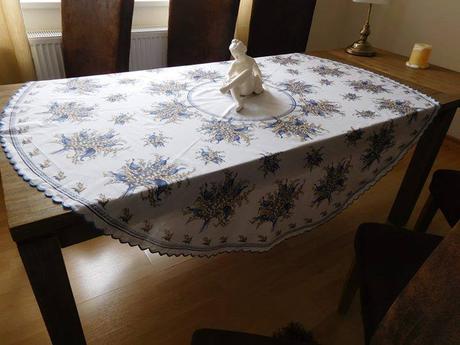 Obrus bavlnený,okrúhly priemer-172 cm, konvalinka, 