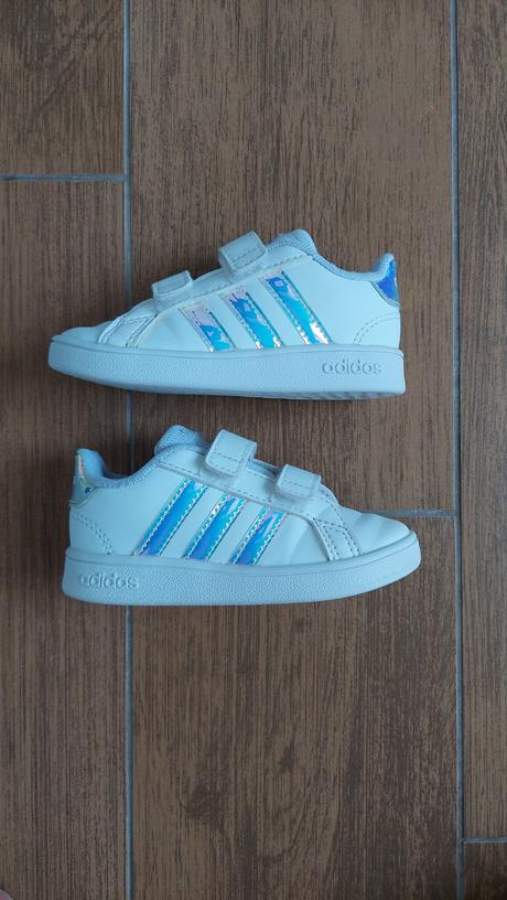 Tenisky, adidas,22