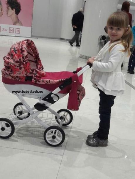 Kočík pre bábiku,
