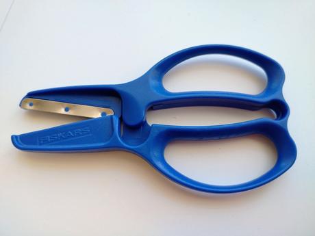 Tréningové nožnice,