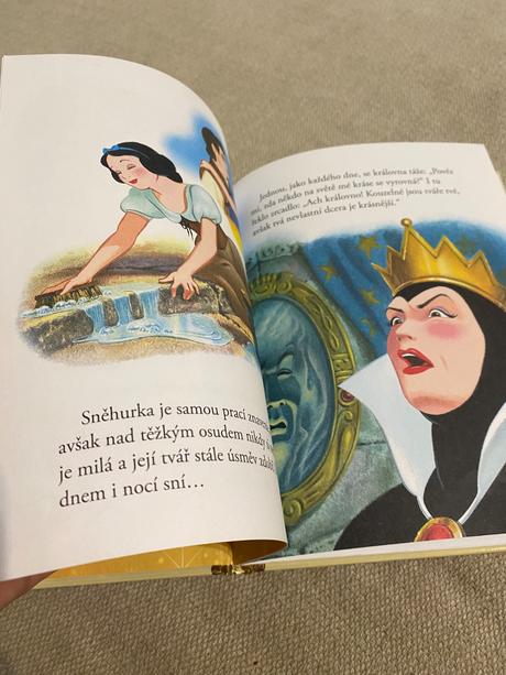 Zlatá sbírka pohádek sněhurka a sedm trpaslíků,