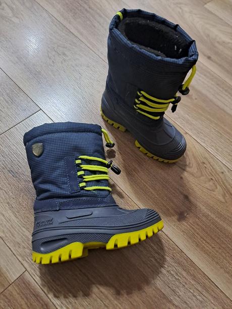 Krásne zimné čižmy cmp, 28