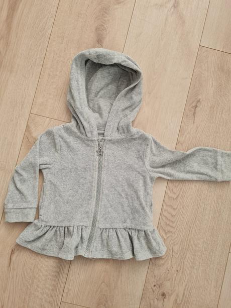 Mikina s kapucnou a volanikmi, f&f,86